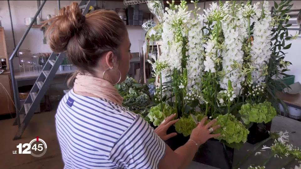 Le choix des fleurs qui ornent la villa La Grange ne doit rien au hasard. Les explications de la fleuriste du protocole