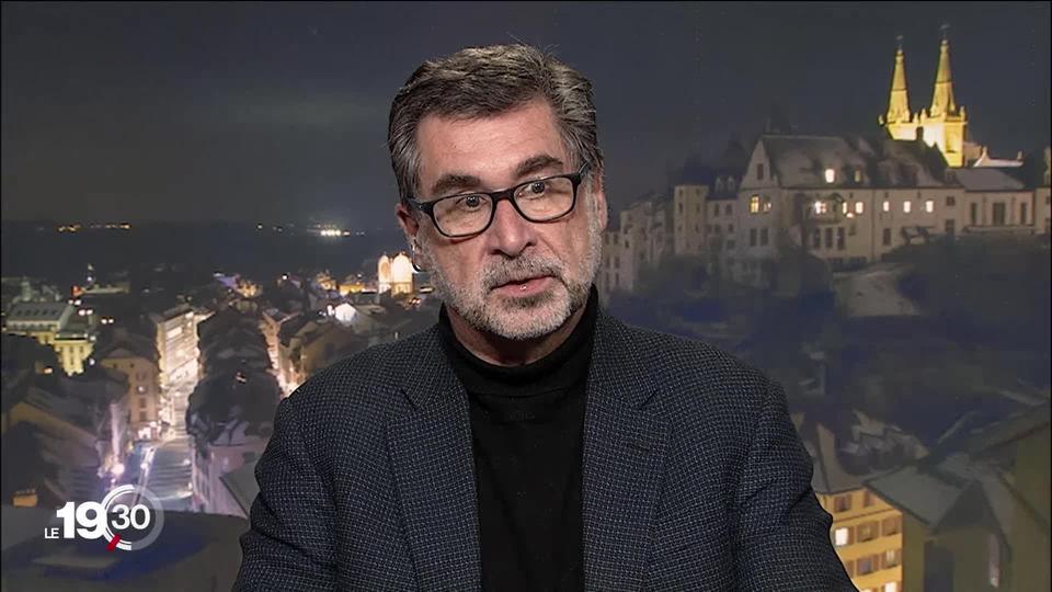 Claude-François Robert, médecin cantonal neuchâtelois, analyse l'évolution de la situation sanitaire.