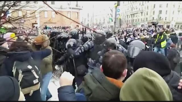 Heurts à Moscou en marge des manifestations pro-Navalny