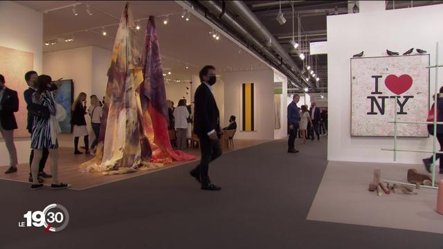 Après un an et demi de pause forcée, Art Basel est de retour et s'ouvre au public ce week-end.