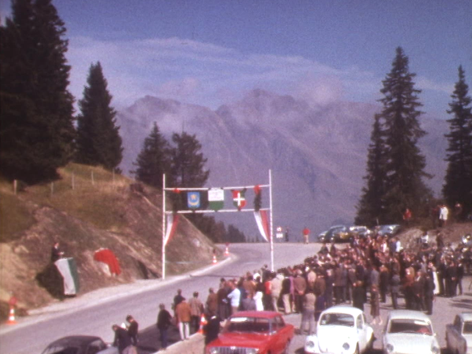 Inauguration de la route du Col de la Croix [RTS]