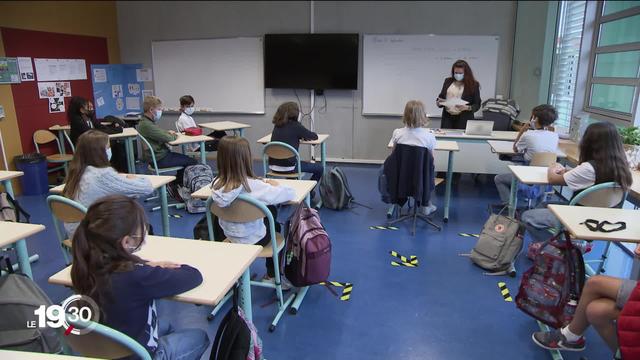 Certaines écoles romandes mettent en place des programmes spécifiques pour lutter contre le harcèlement scolaire.