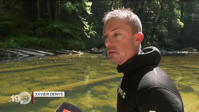 Plongée dans les gorges de l’Areuse, en compagnie d’apnéistes passionnés d’exploration