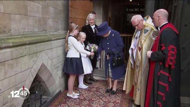 La population britannique s’inquiète pour la santé de la reine Elizabeth II, qui ralentit drastiquement le rythme de ses apparitions publiques