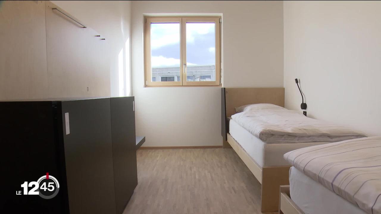 La Ville de Genève inaugure "Le Passage", une structure moderne d’hébergement pour les sans-abri à la capacité bienvenue mais qui s’annonce insuffisante