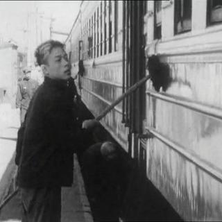 Bertil Galland est allé a la rencontre des Chinois en train [Capture d'écran Voix au chapitre le 15.02 1973 - RTS]