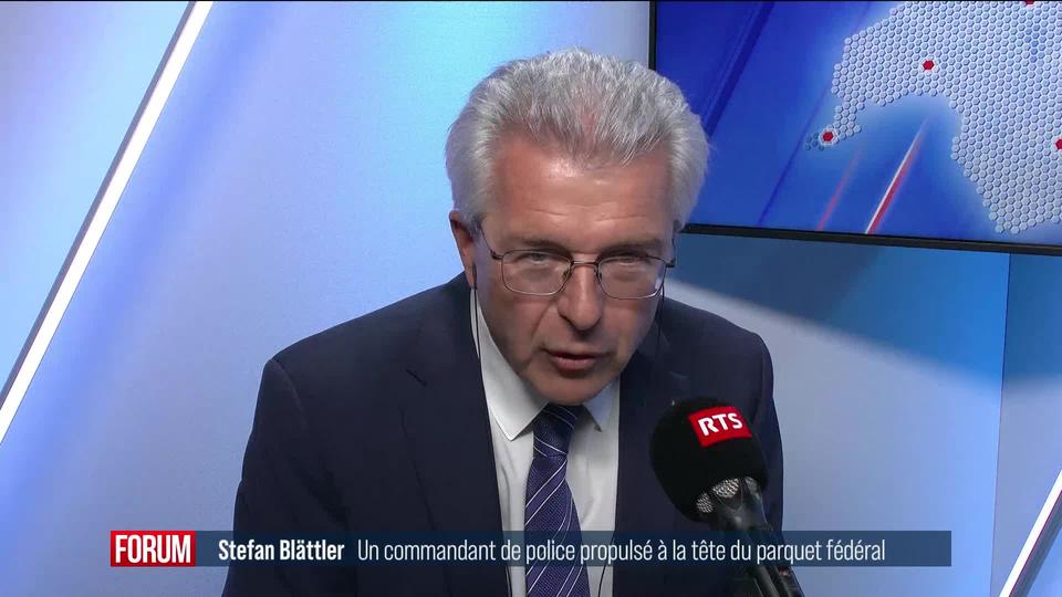 Le commandant de la police bernoise Stefan Blätter élu procureur fédéral: interview de Claude Nicati (vidéo)