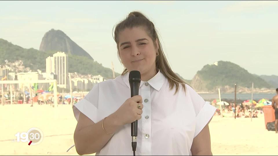 Laetitia Rossi, correspondante à Rio de Janeiro, suit la journée à haut risque de l’élection présidentielle au Brésil