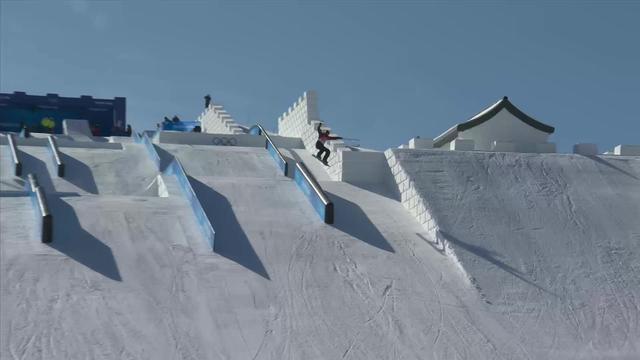 Snowboard slopestyle messieurs, qualifs: Jonas Boesiger (SUI) chute et n'accède pas à la finale