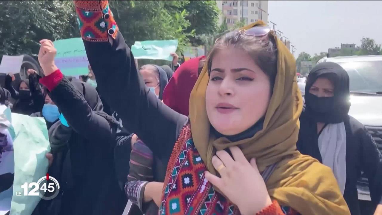 Kaboul: des talibans tirent pour disperser une manifestation de femmes