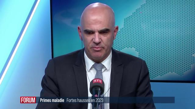 Une augmentation de 6.6% des primes après une année de stagnation: interview d'Alain Berset