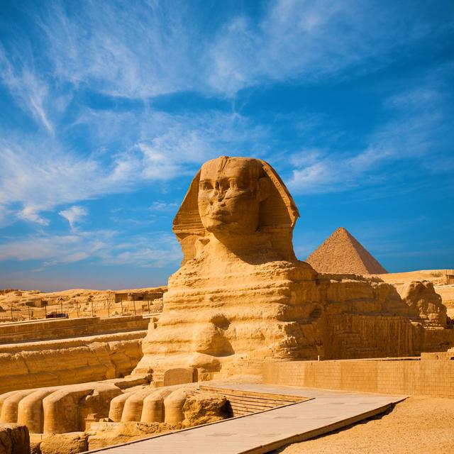 Grand sphinx et pyramide, Gizeh, Egypte [Depositphotos - pius99]