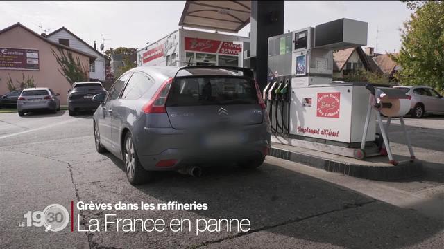 Les grèves dans les raffineries paralysent la France. Un tiers des stations-service sont à sec