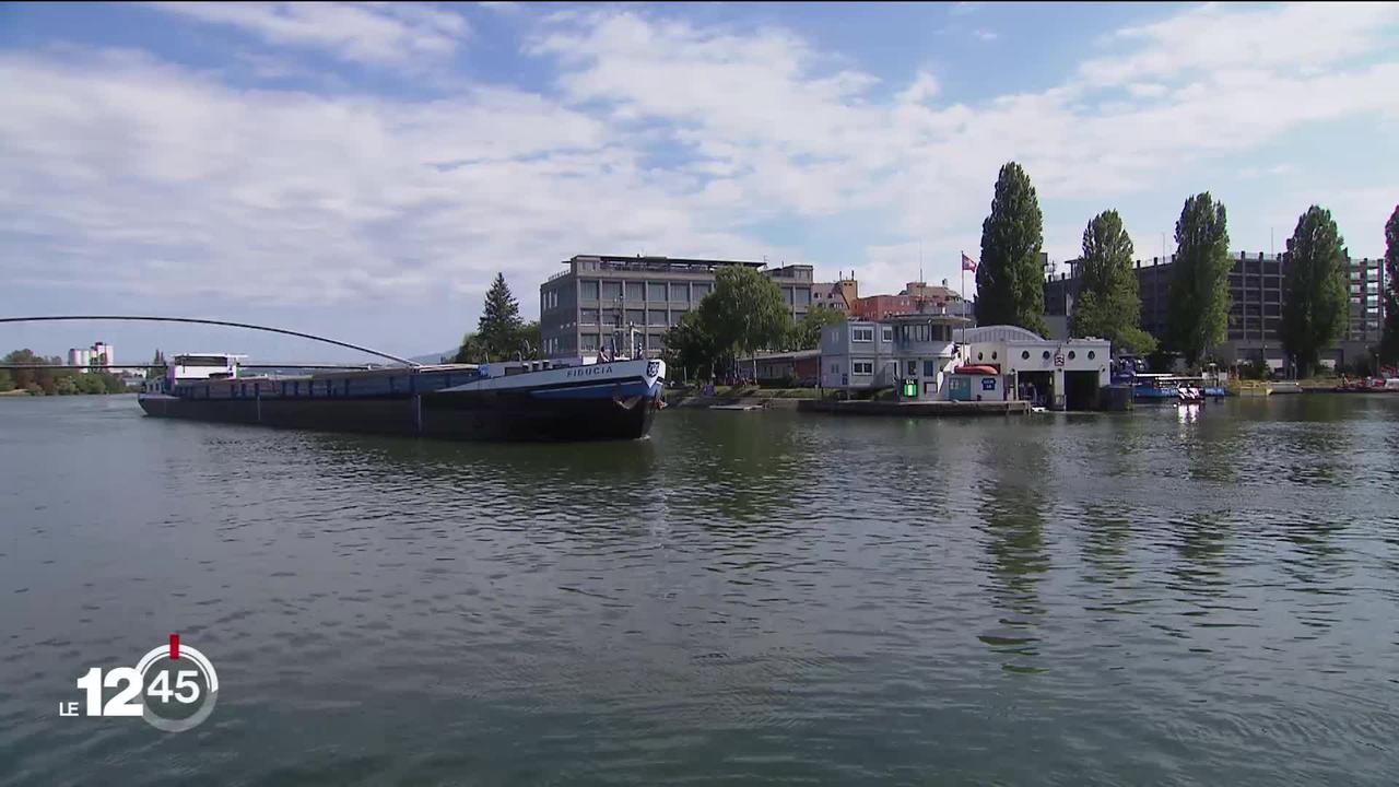 Transport fluvial: La Confédération prend des mesures préventives pour assurer l’approvisionnement des ports du Rhin