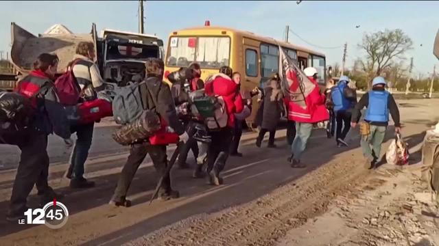 Guerre en Ukraine: Femmes, enfants et personnes âgées ont évacué l’usine Azovstal à Marioupol