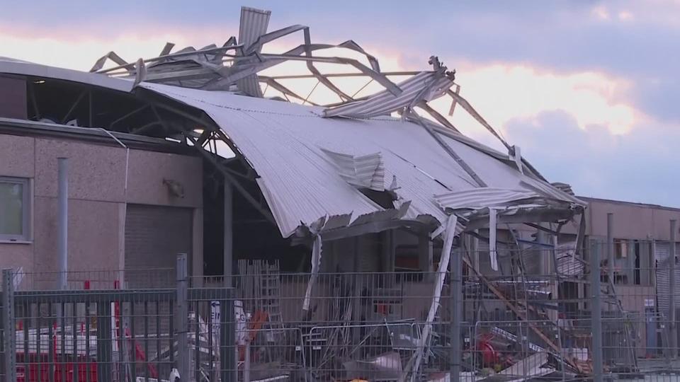 Nombreux dégâts après le passage d'une tornade à Paderborn, en Allemagne