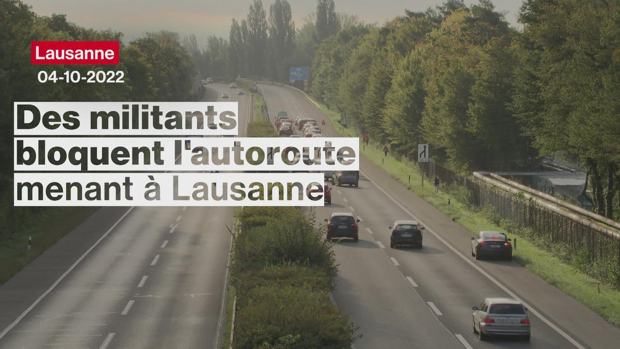 Des activistes du climat bloquent la route à Lausanne