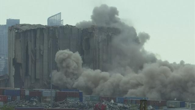 A Beyrouth, nouvel effondrement des silos au deuxième anniversaire de l'explosion