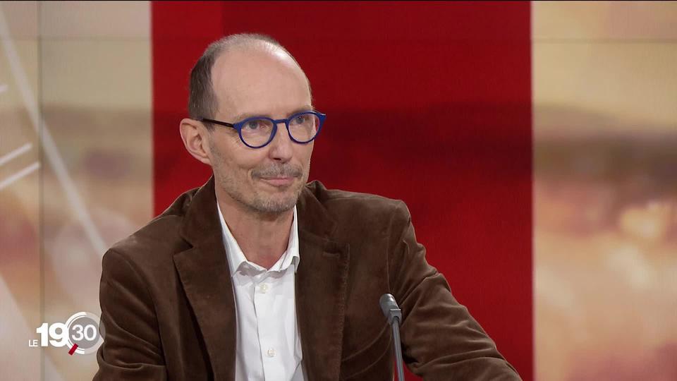 Jean-Luc Reny, médecin-chef du service de médecine interne générale aux HUG, fait le point sur la situation dans les hôpitaux