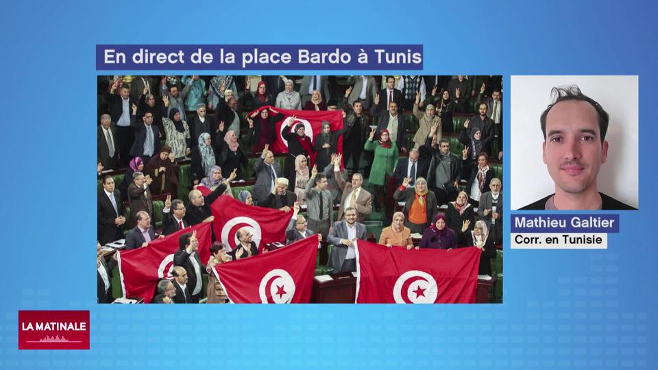 En direct de Tunis - La place du Bardo