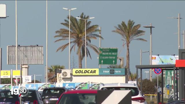 A la veille des vacances d'été, le prix des voitures de location a explosé en Sicile.