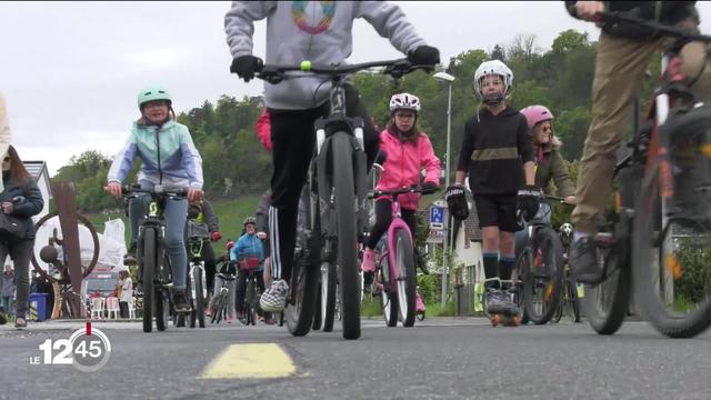 Le festival Slow Up à Morat, qui célèbre la mobilité douce, est de retour après deux ans de pandémie.