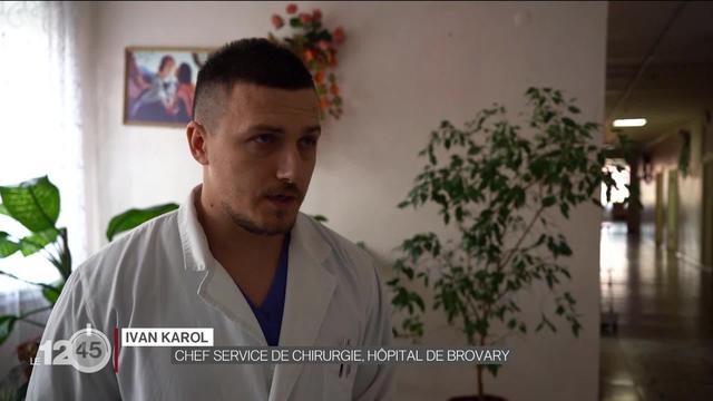 Depuis le début du conflit en Ukraine, la sécurité des civils n’est pas respectée. À Brovary, la banlieue est de la capitale, l’hôpital reçoit quotidiennement des blessés.