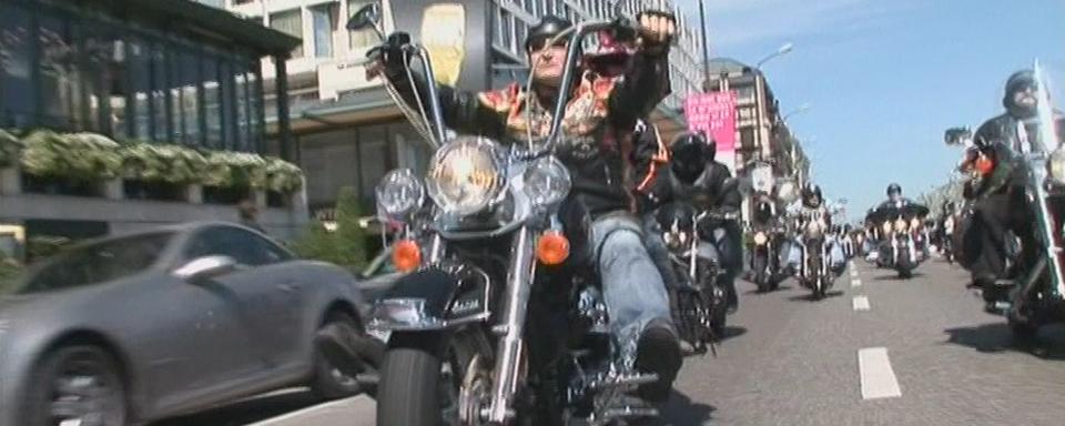 Genève : une sortie de bikers à l'intiative des Hells Angels [RTS]