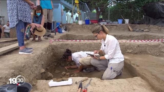 Immersion dans un atelier de déchiffrage d’antiquités sur l’île grecque d’Eubée, où travaille l’École suisse d’archéologie