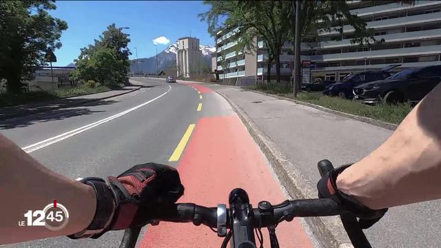 Les villes romandes progressent en matière d'aménagements cyclables. Mais le Valais est à la traîne.