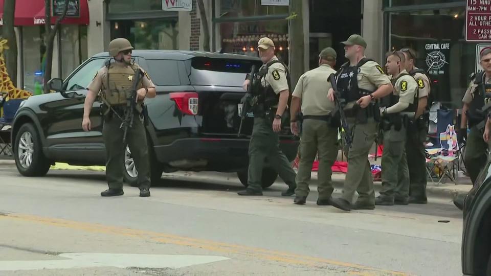 Un tireur abat six personnes lors d'un défilé du 4 juillet à Highland Park, près de Chicago