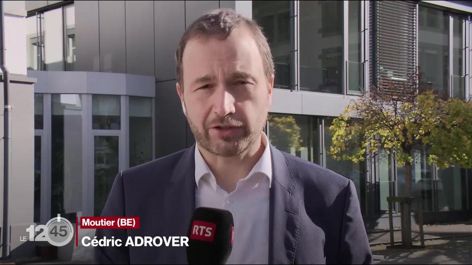 Ouverture à Moutier, d’un procès où cinq hommes sont accusés de traite d'être humain. Cedric Adrover a assisté à l'audience.