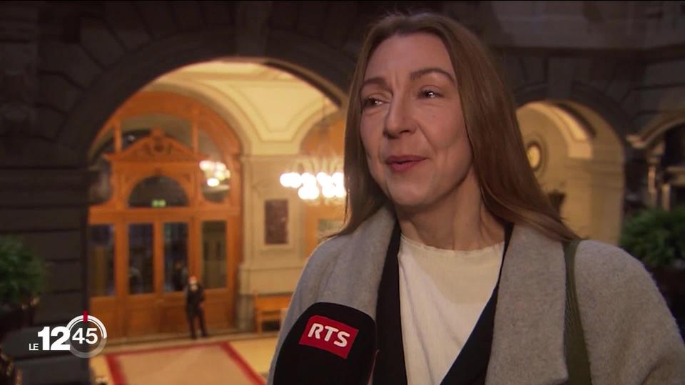 Mathilde Crevoisier Crelier a été assermentée et remplace Élisabeth Baume-Schneider au Conseil des États. Portrait