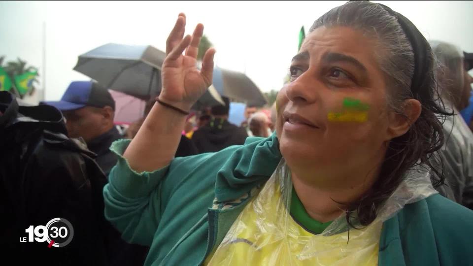 Au Brésil, des milliers de partisans de Bolsonaro manifestent pour contester la victoire de Lula à la présidentielle