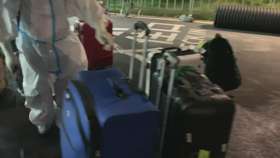 Désinfection des bagages à l'arrivée en Chine