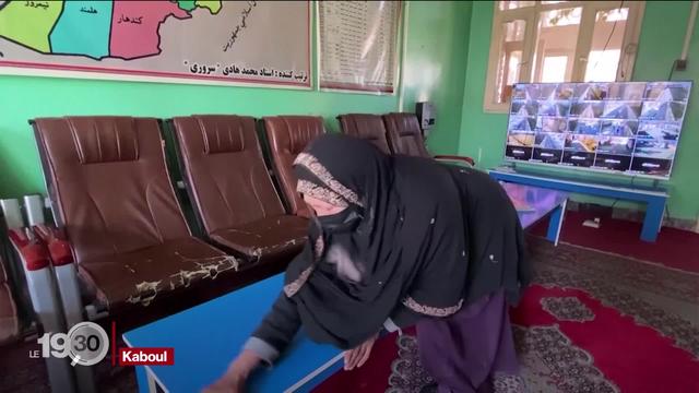 En Afghanistan, les femmes ne pourront plus travailler dans des ONG. Les organisations d'aide suspendent leurs activités.