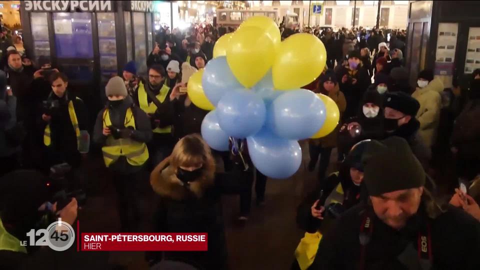 À Moscou comme à Saint-Pétersbourg, des milliers de Russes ont manifesté et plus de 1800 personnes ont été interpellées