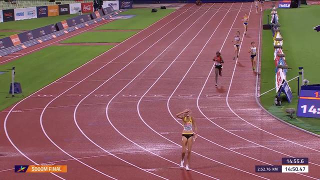 Athlétisme, 5000m dames, finale: Klosterhalfen (GER) enlève le titre chez elle en 14’50’’47, Can (TUR) 2e et McColgan (GBR) 3e montent sur le podium