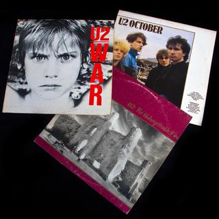 disques vinyles du groupe de rock irlandais U2 [Depositphotos - Bertys30]