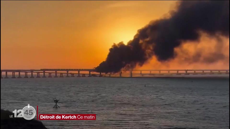 Le pont reliant la Russie à la Crimée occupée momentanément mis hors service en raison d'une explosion