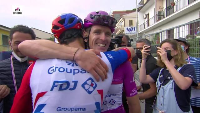 Giro, 6e étape: Palmi - Scalea: Arnaud Démare (FRA) remporte l'étape, suivi de près par Caleb Ewan (AUS)