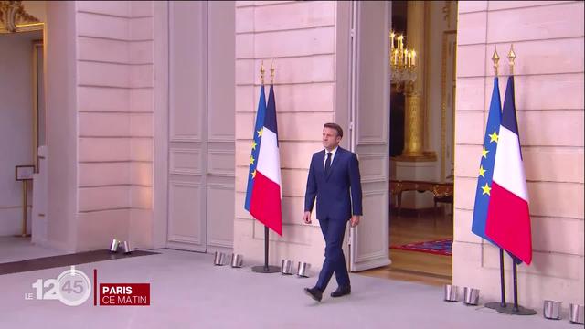 Emmanuel Macron réinvesti président de la République française au Palais de l’Élysée