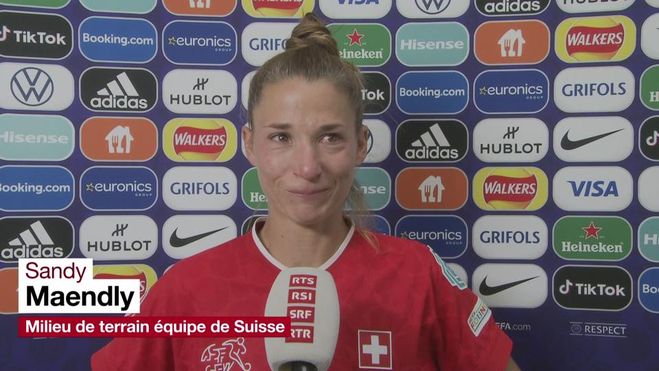 UEFA Euro dames: "Ca me fait très mal de laisser l'équipe déjà demain" (Sandy Maendly)