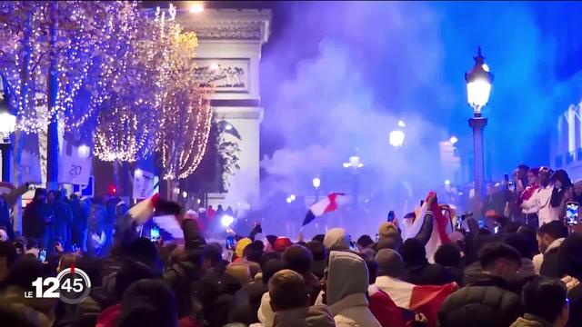L’émotion des supporters était forte dans les rues de Paris après le match France-Maroc