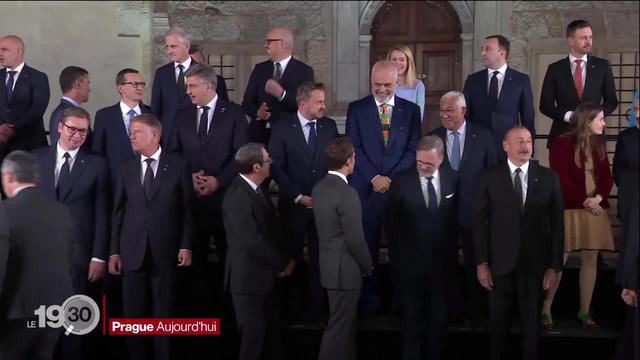 Les dirigeants de 44 pays européens, dont la suisse se sont rencontrés à Prague et affichent leur unité face à la Russie