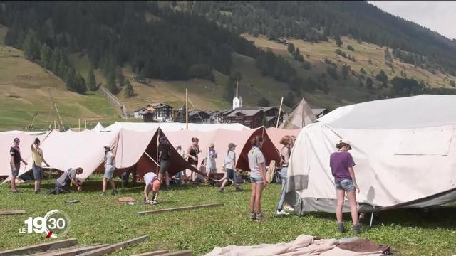 Le camp fédéral des scouts et ses 30'000 participants s'empare de la vallée de Conches (VS)