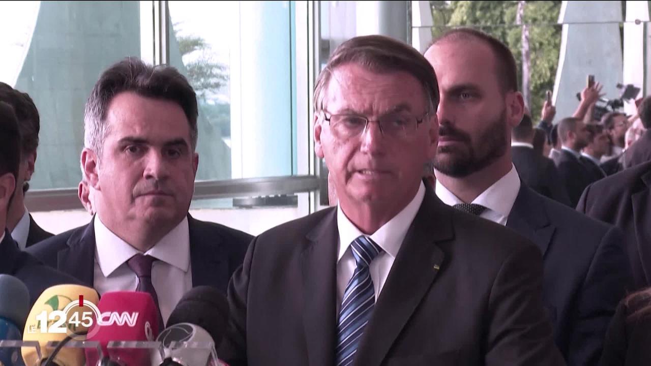 Au Brésil, 48h après sa défaite, Jair Bolsonaro annonce qu'il respectera la Constitution