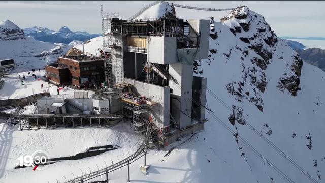 La station du Glacier 3000 ouvre à temps pour la saison de ski, un mois et demi après l'incendie du restaurant à son sommet