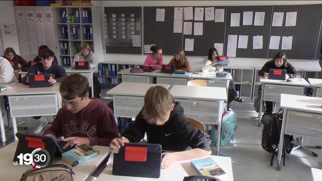 À Fribourg, le projet d'éducation numérique ne fait pas l'unanimité