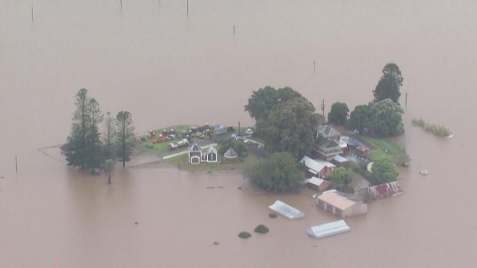 Sydney sous les inondations, des milliers d'Australiens fuient